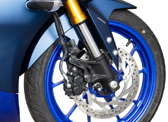 YAMAHA YZF-R15 - Thumbnail 3